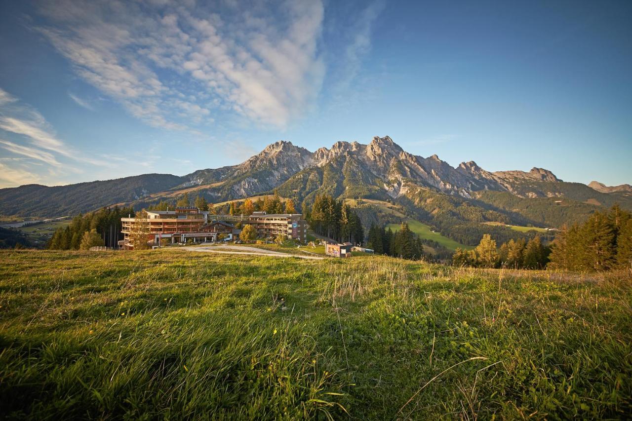 Holzhotel Forsthofalm Leogang Exterior photo